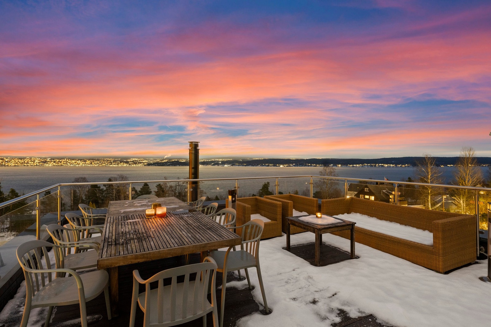 Tomten tilbyr en rekke flotte og solrike uteområder. Galleribilde
