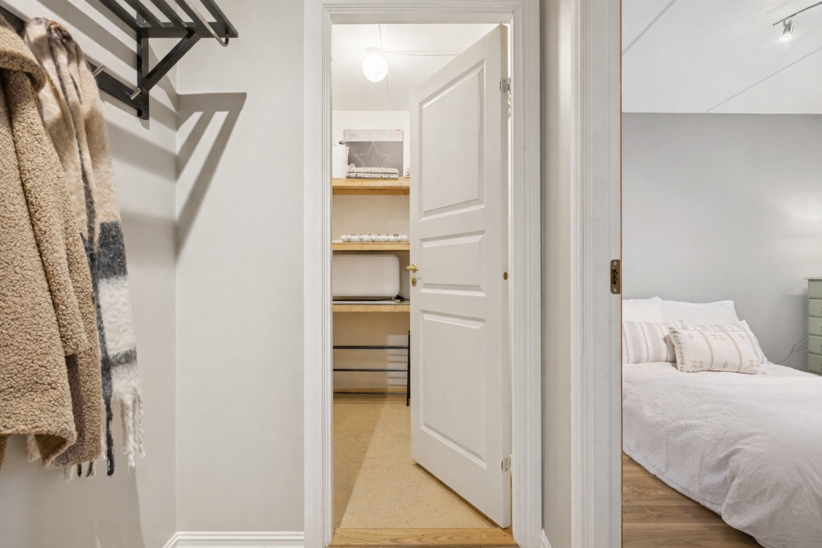 Praktisk innvendig bod. Galleribilde