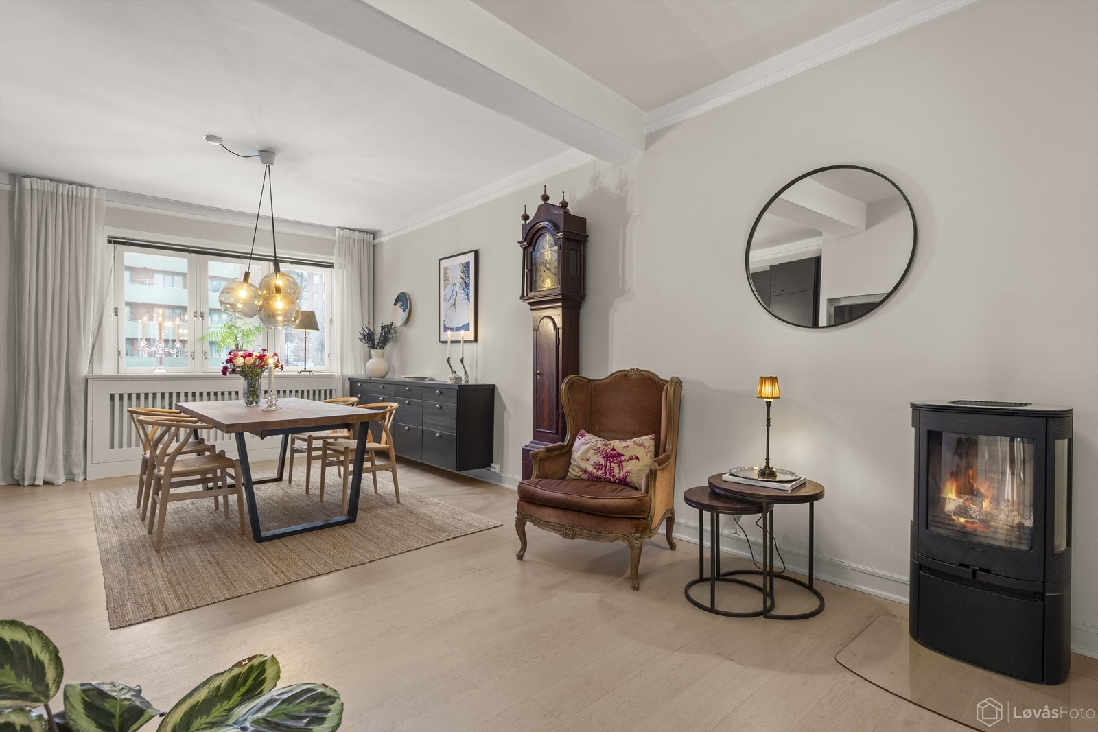 Peisovnen i stuen gir både varme og hygge på kalde høst- og vinterkvelder. Galleribilde