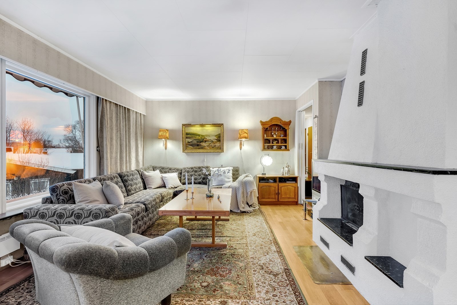 Her får du en peis som sikrer det perfekte inneklima på kalde vinterdager. Galleribilde