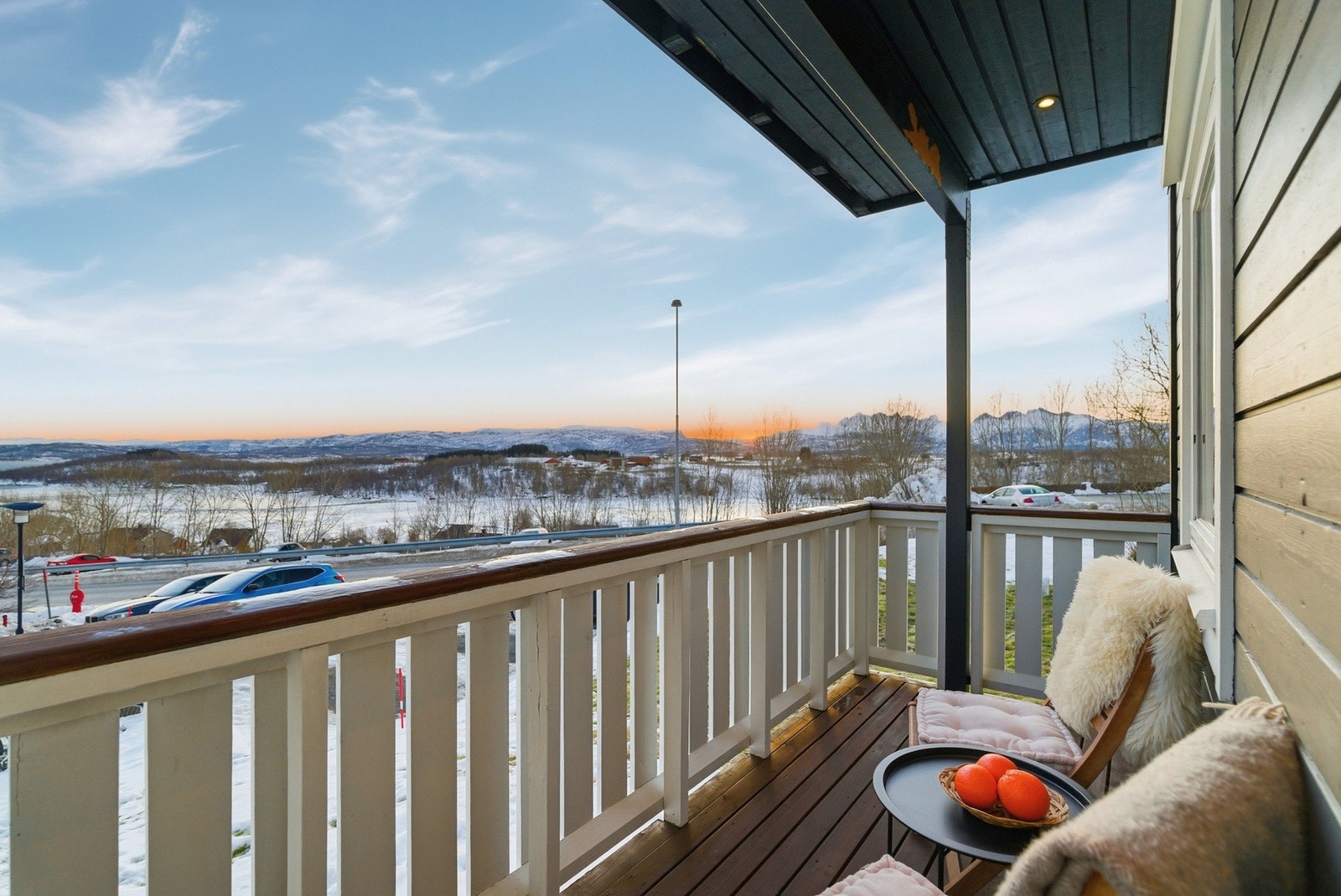 Takoverbygd altan med praktfull utsikt Galleribilde