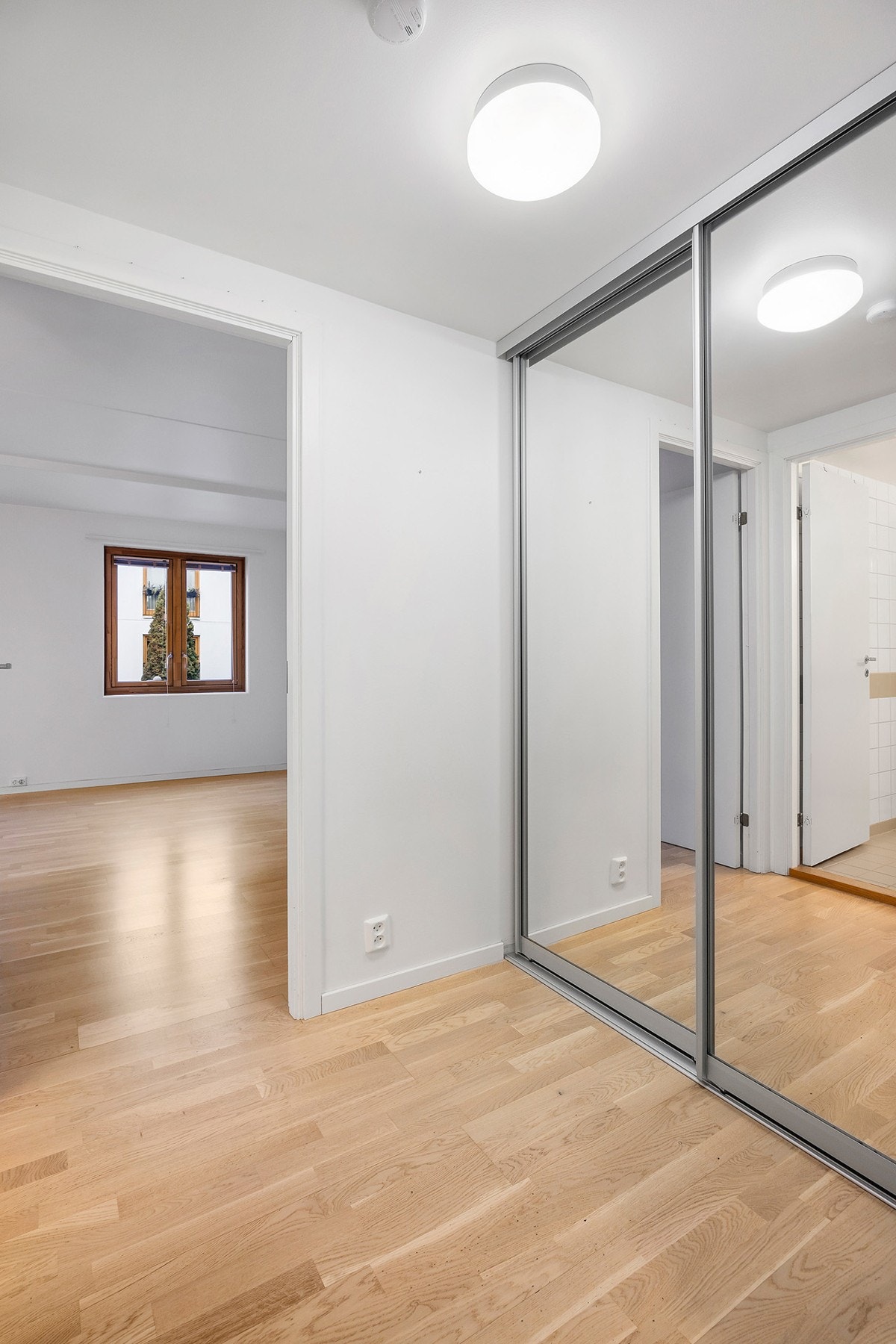 Skyvegarderobe Galleribilde