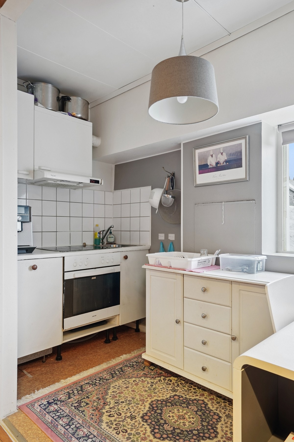 Eldre kjøkkeninnredning. Galleribilde