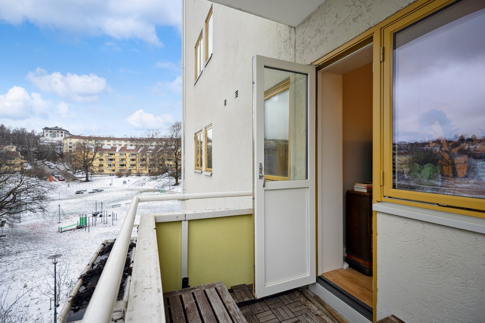 Balkong på 3 m² mot sydvest - et herlig sted å nyte sol og sommerstid Galleribilde