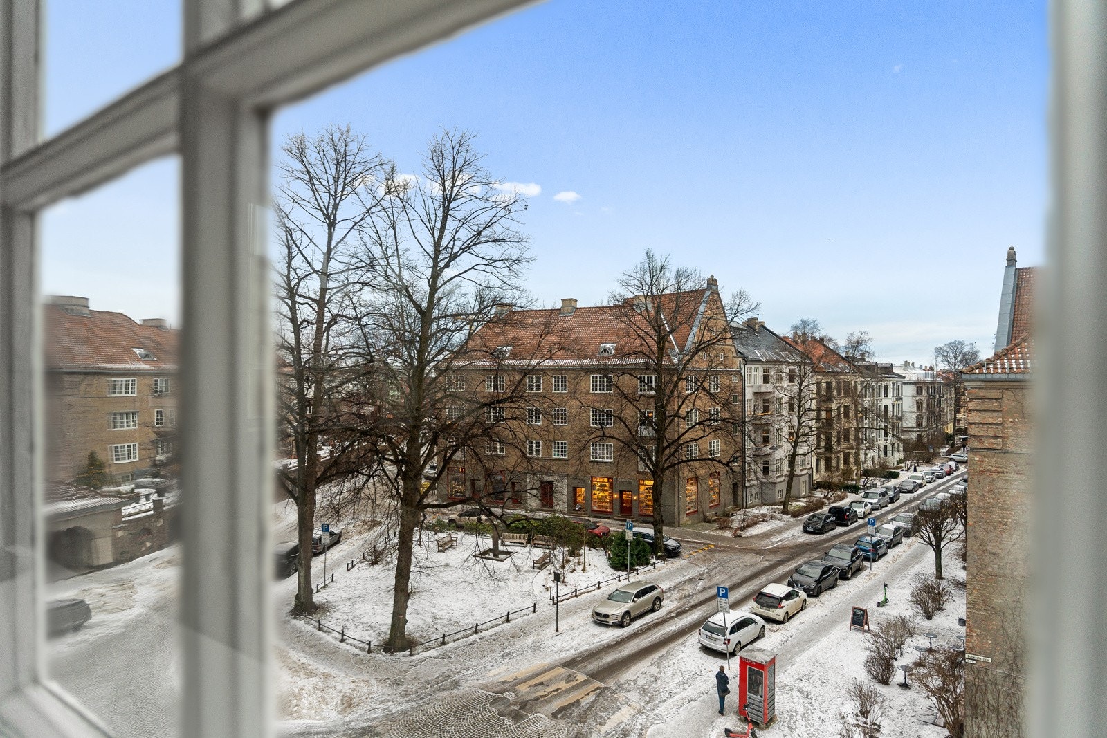 Fritt og åpen utsikt fra stue. Galleribilde