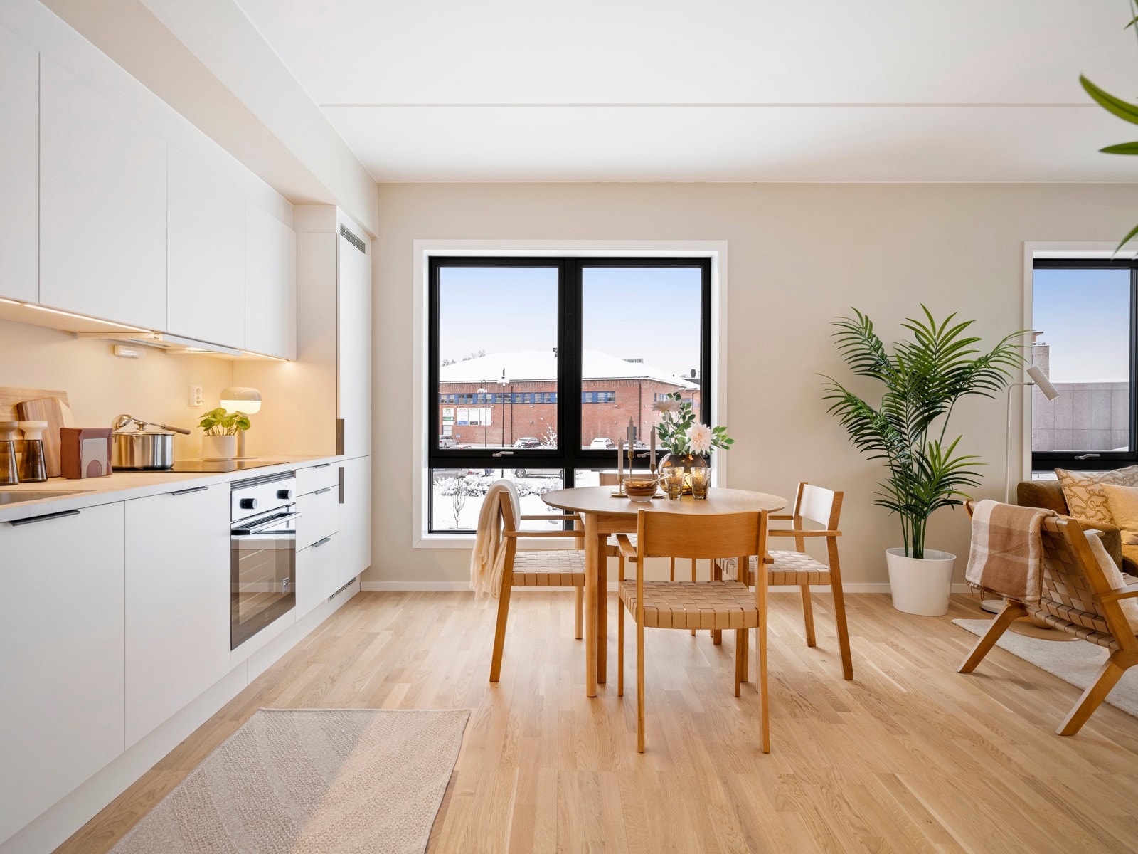 Ta kontakt for visningsavtale, Petter Aure 45007097. Galleribilde