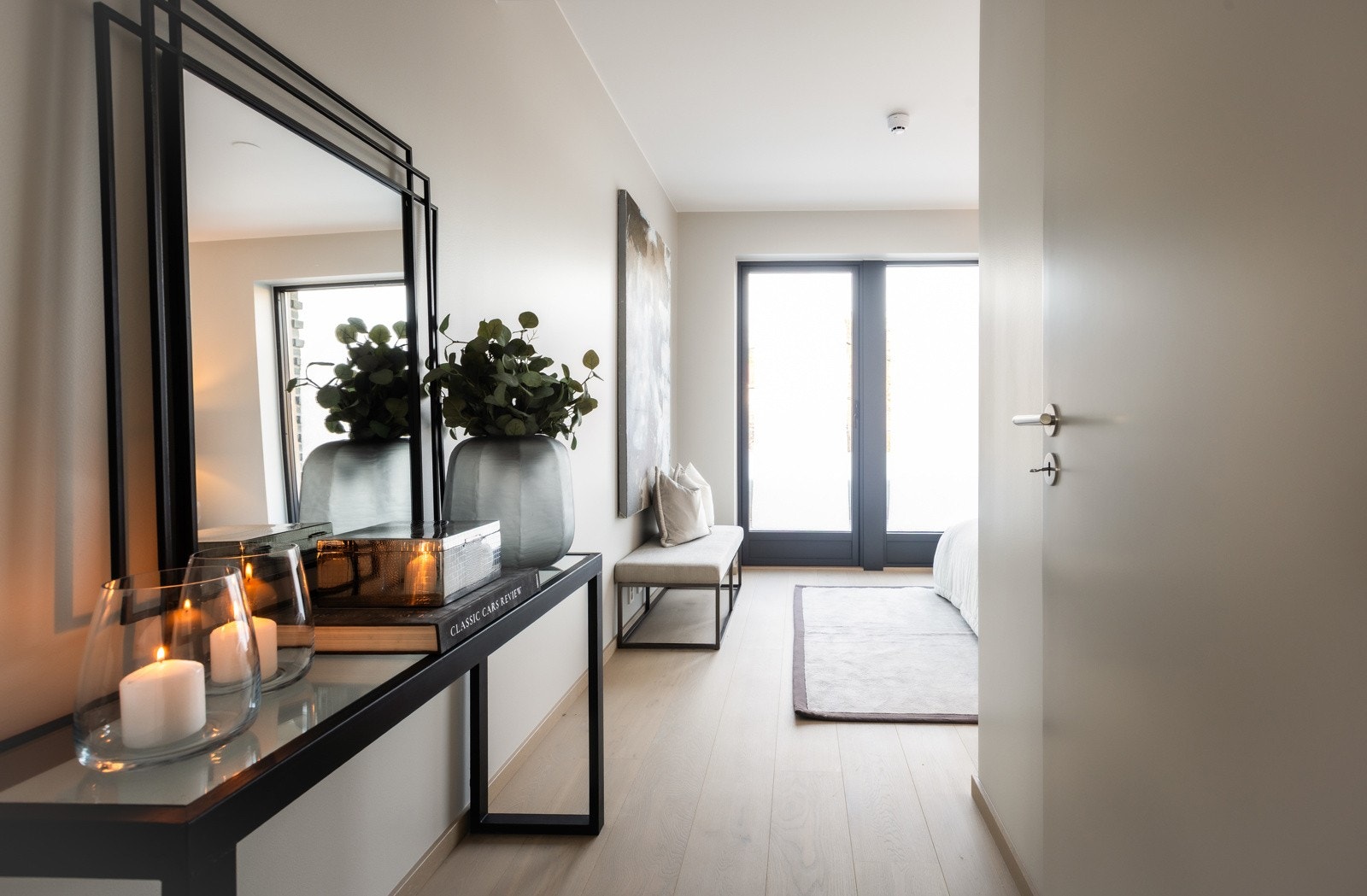 Soverom 2 er romslig og har utgang til egen takterrasse Galleribilde