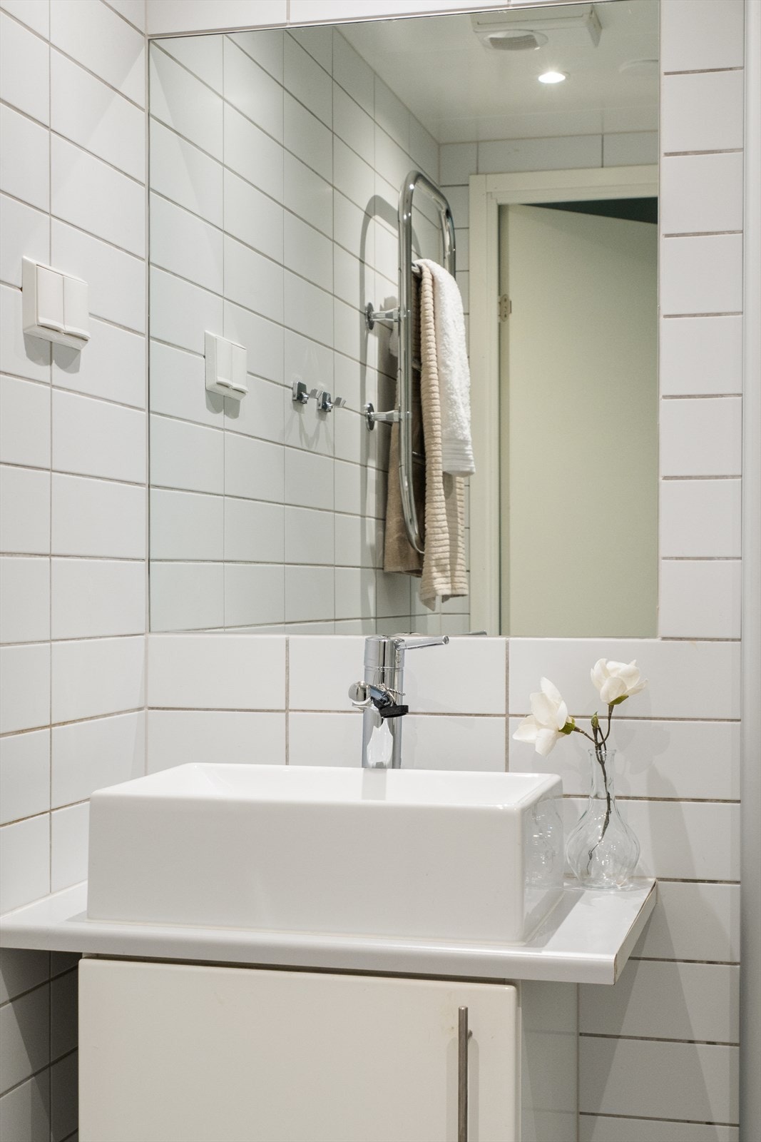 Rommet er godt utnyttet og gir et funksjonelt tillegg for større husholdninger eller når gjester er på besøk. Galleribilde