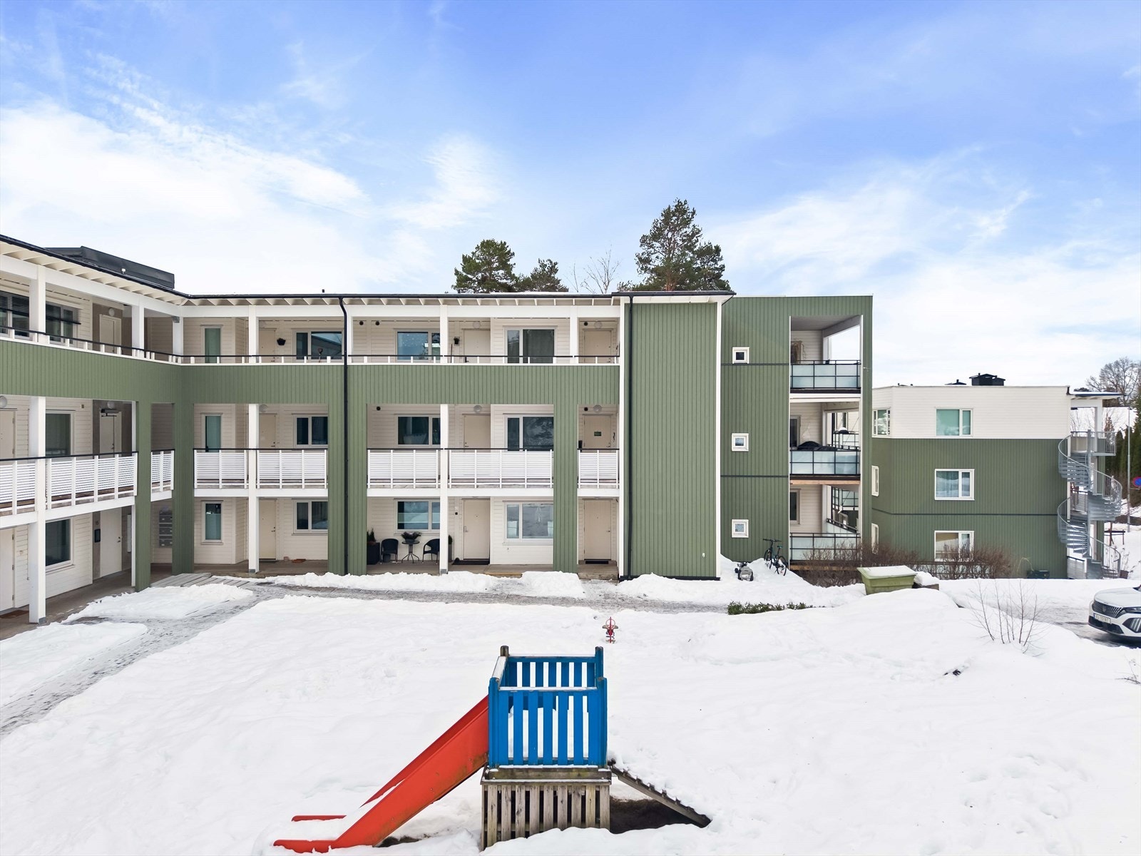 Kort vei til turstier langs Sagelva, Nitelva og flotte friluftsområder i Østmarka. Galleribilde