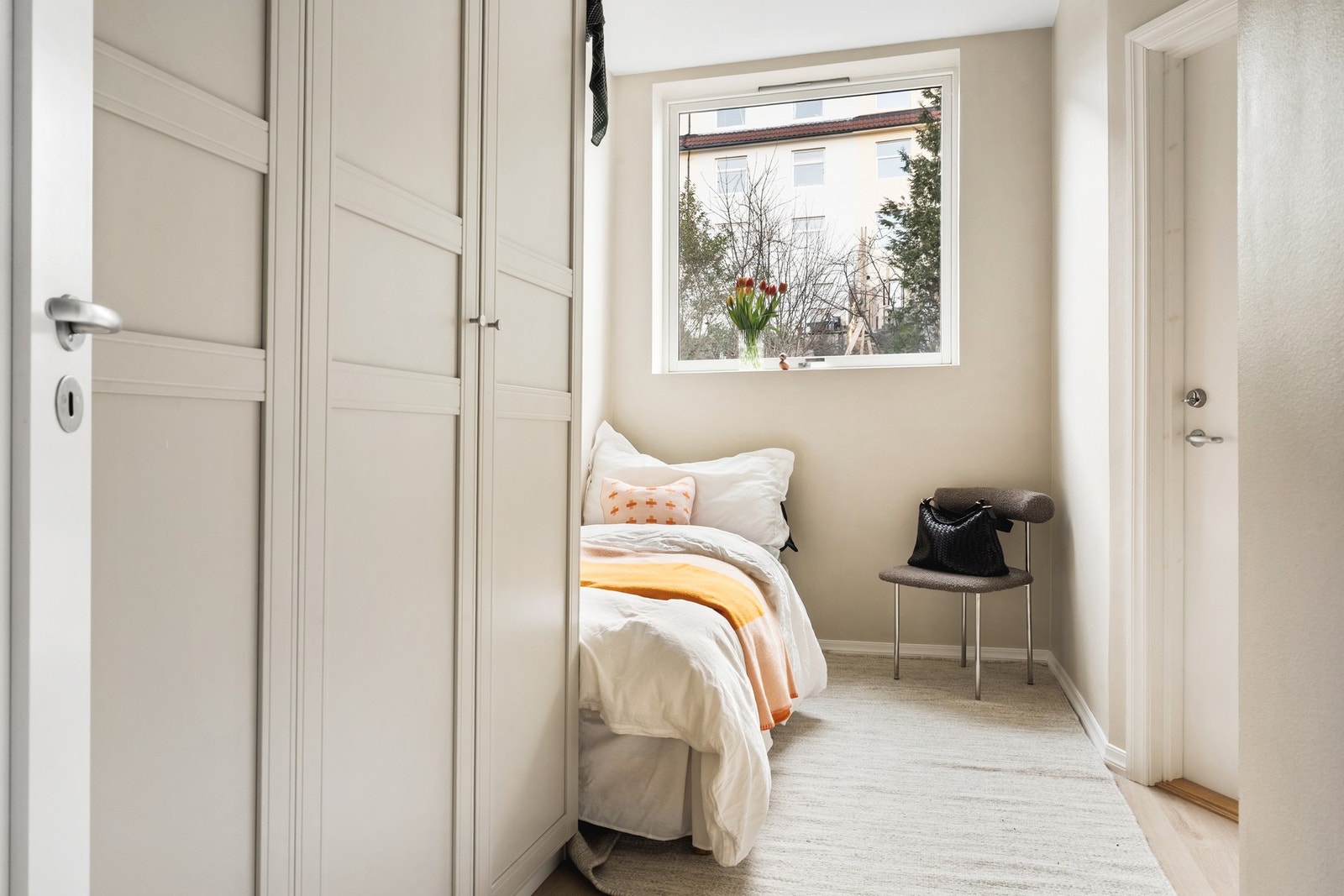 Det andre soverommet måles til 7,5 kvm. og har også god plass til seng, nattbord og garderobe. Galleribilde