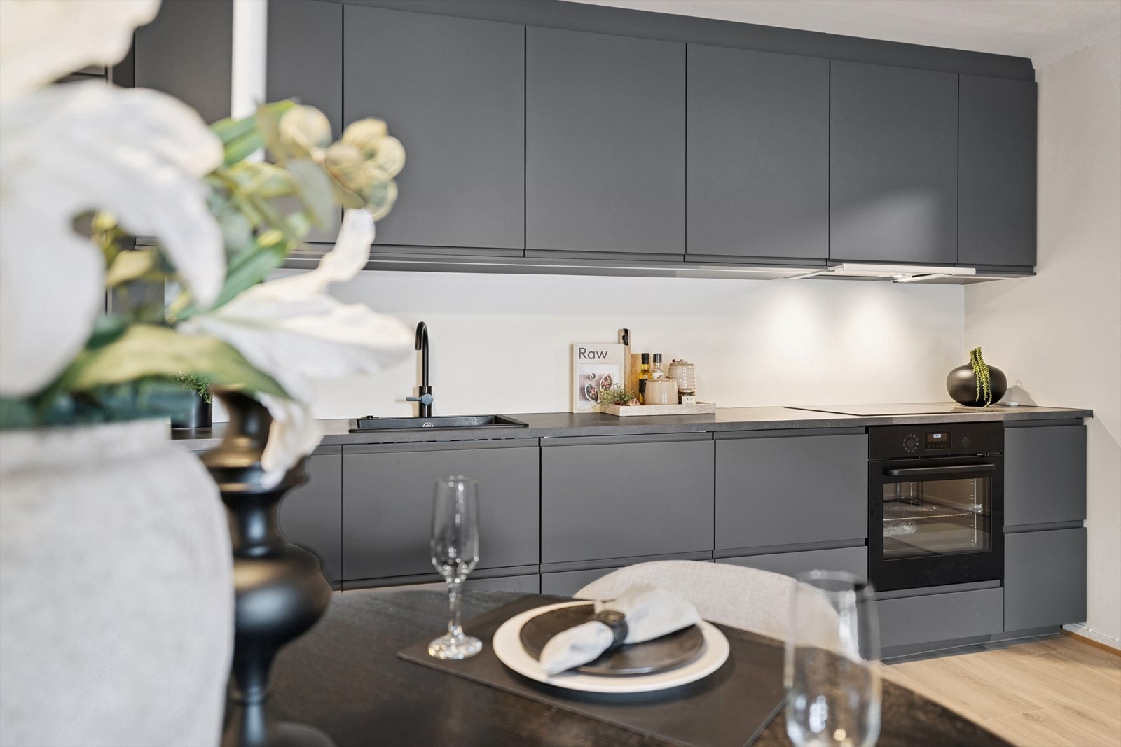 NBBO Eiendomsmegling v./ Thora Elise Dahl ønsker velkommen til visning i Industrigata 1 P! Galleribilde