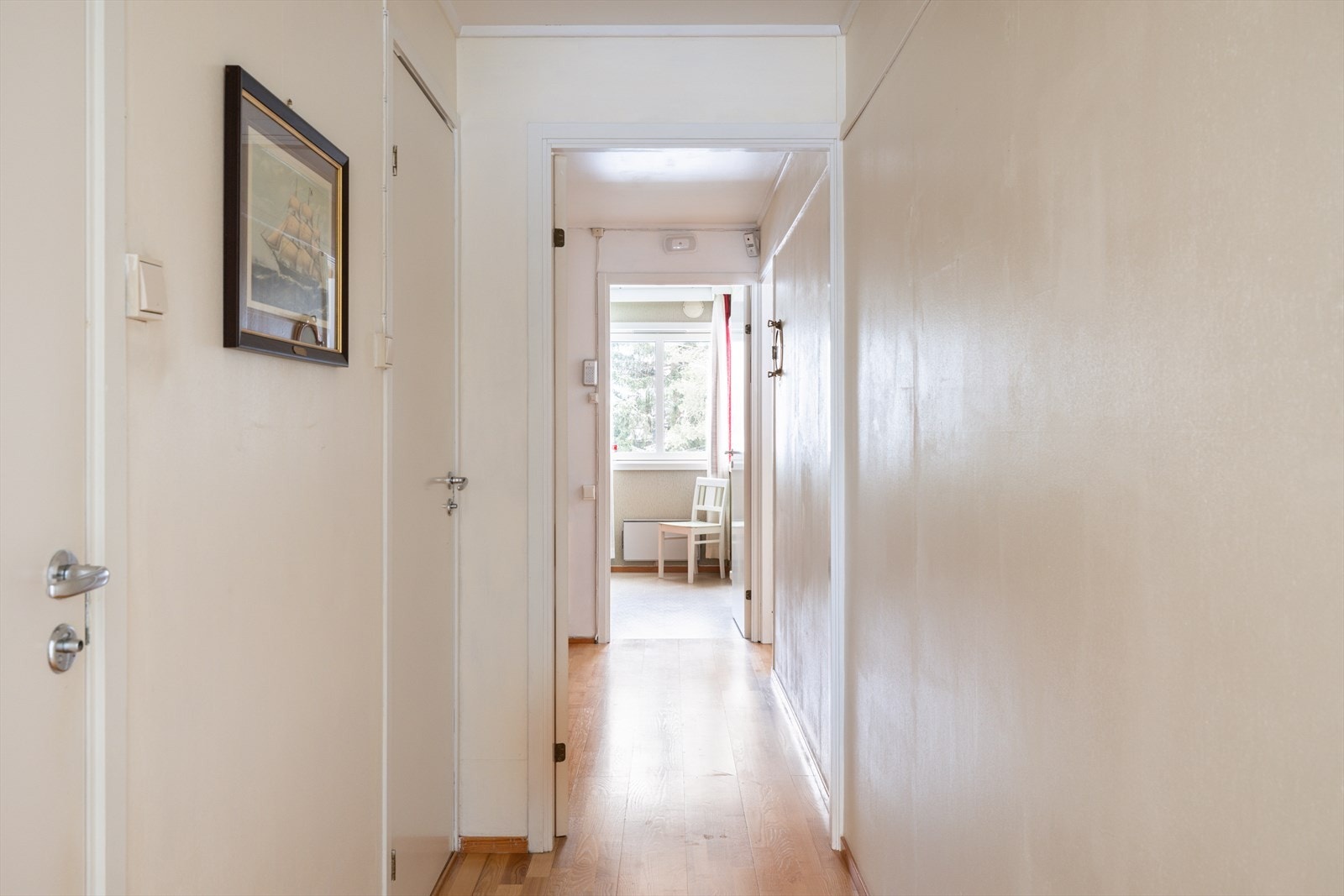 To soverom ligger adskilt i hver sin ende av etasjen. Galleribilde