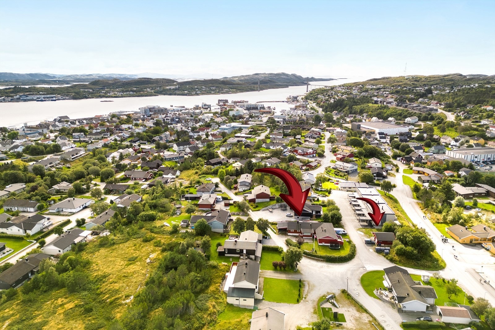 Det medfølger også garasjetomt med salget Galleribilde