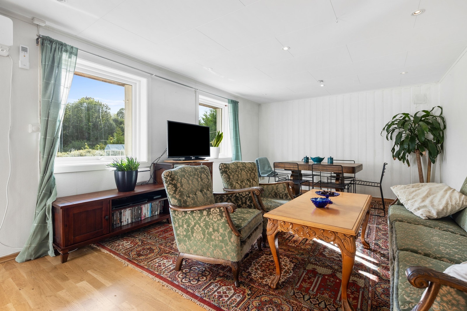 Det er godt med innslipp av lys i stuen
Foto: Trond Reder Galleribilde