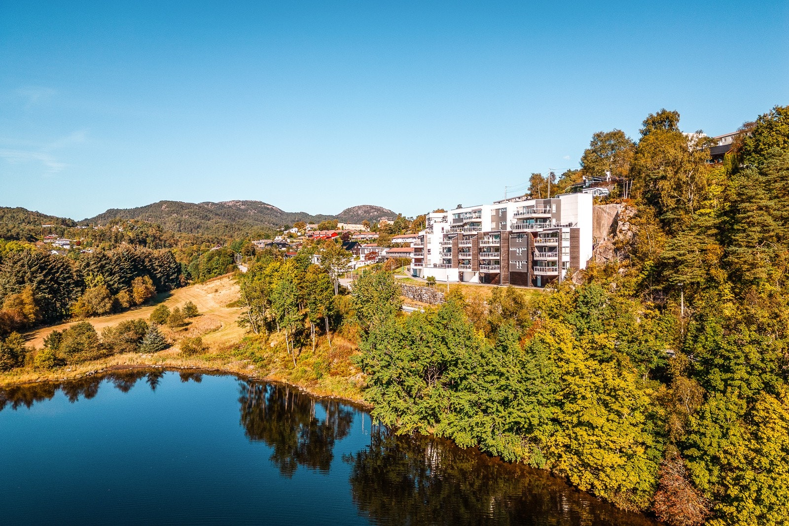 Flott beliggende i et rolig hjørne av Fyllingsdalen med gangavstand til det meste. Galleribilde