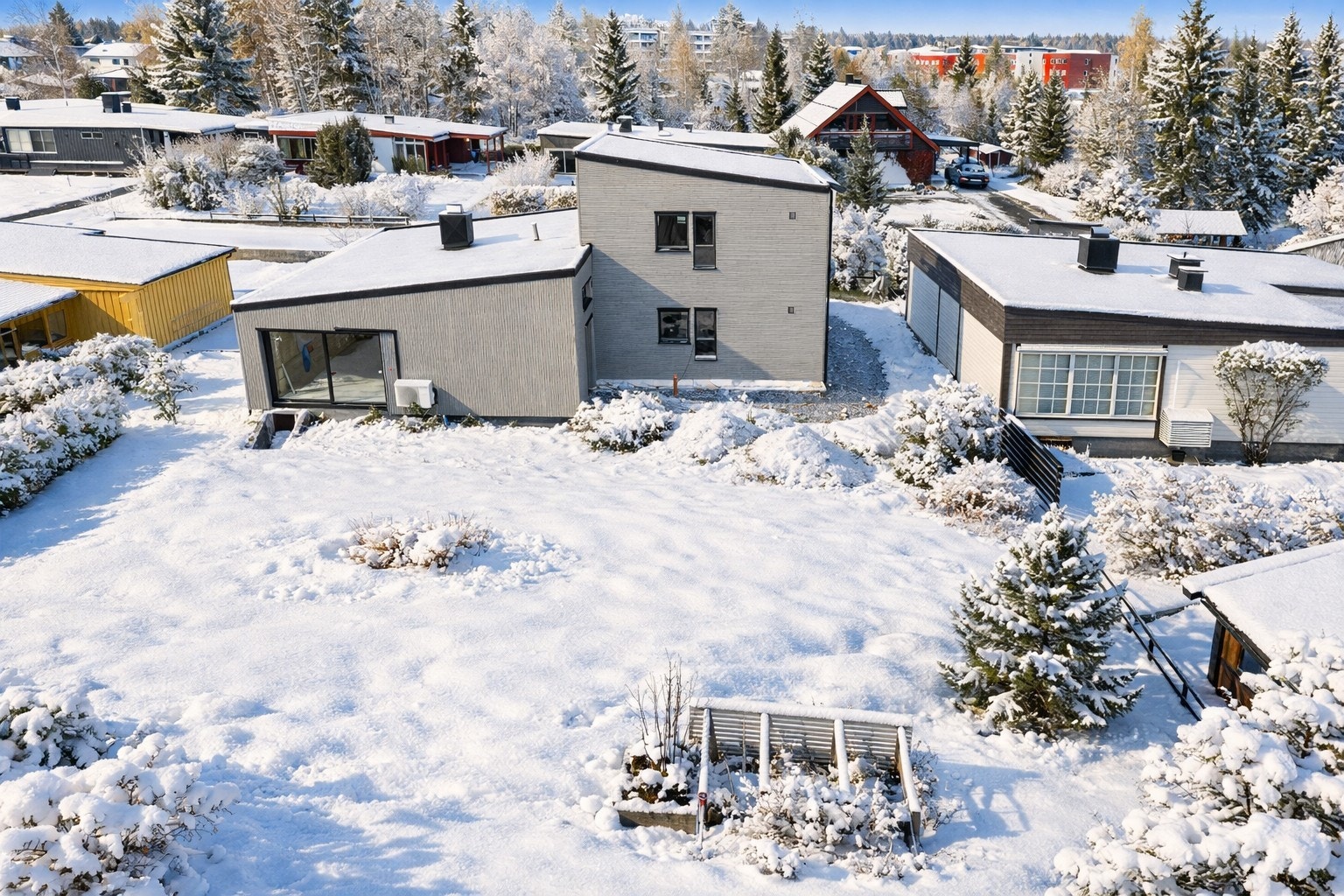 Eiendommen ligger i et populært, sentralt og barnevennlig boligområde. Galleribilde