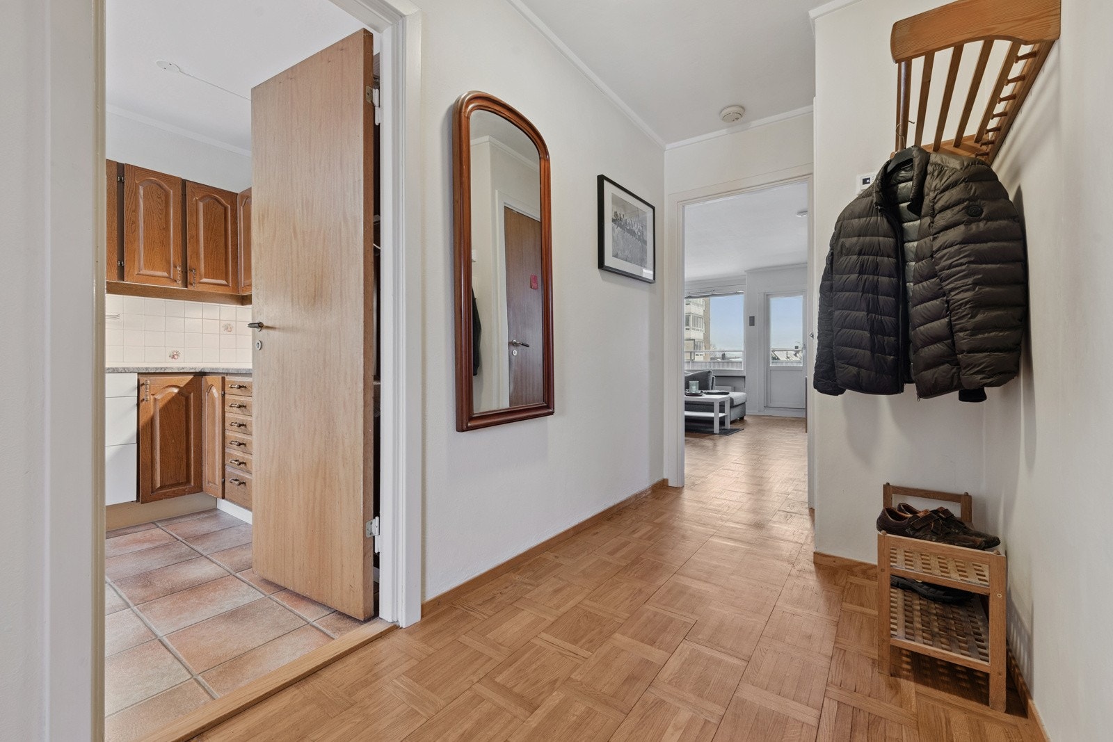 Varmtvann, fyring og internett er inkludert i felleskostnadene. Galleribilde