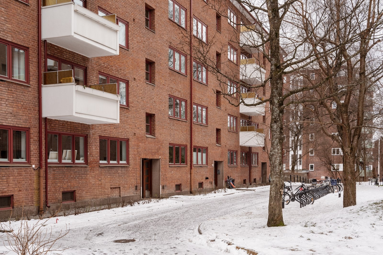 Bøkkerløkka Borettslag er et veldrevet borettslag bestående av 80 andelsleiligheter. Galleribilde