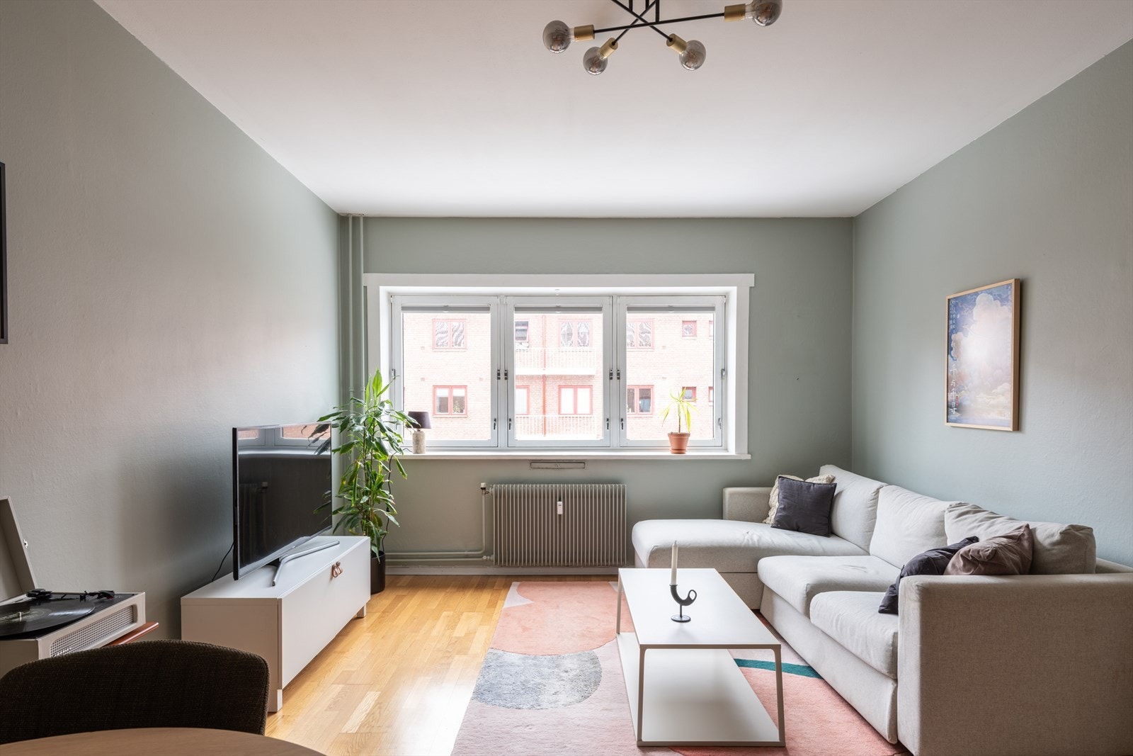 En flott to-roms med etterspurt og skjermet beliggenhet på Bjølsen! Galleribilde