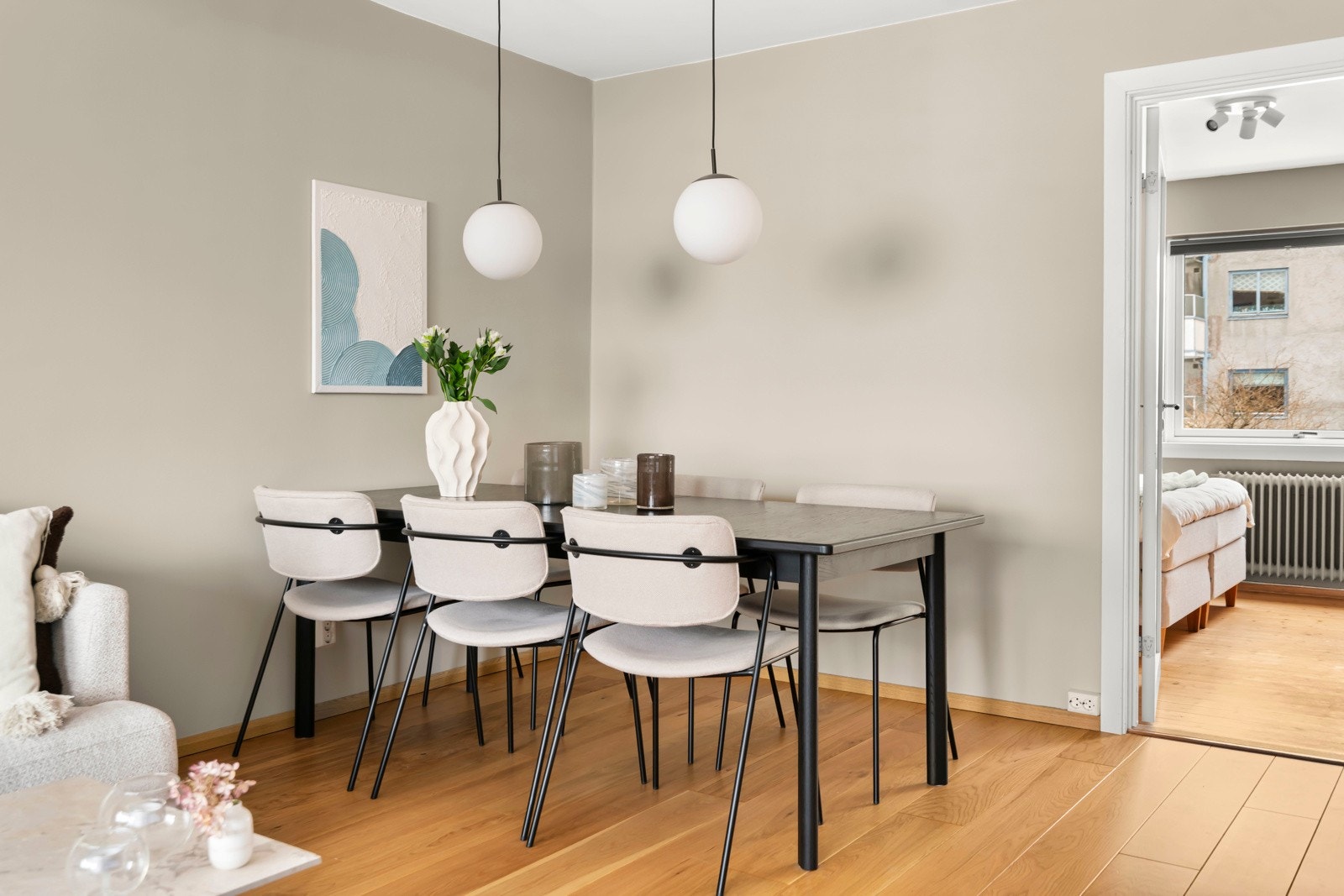 Naturlig plass for spisesone. Galleribilde