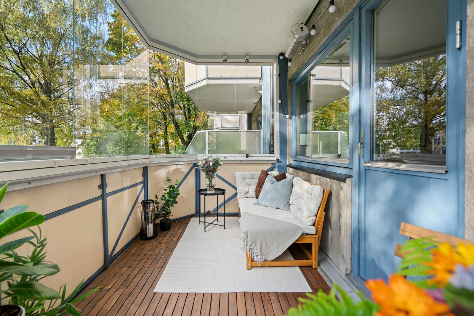 Innglassingen gjør at den kan brukes fra tidlig vår til sen høst. Galleribilde