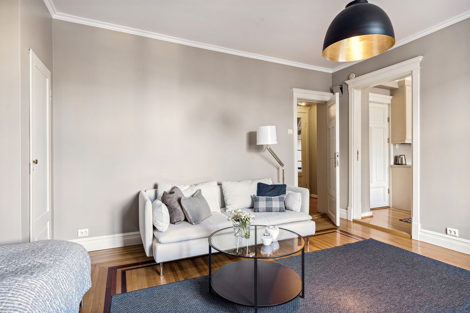 Stue/soverom Galleribilde