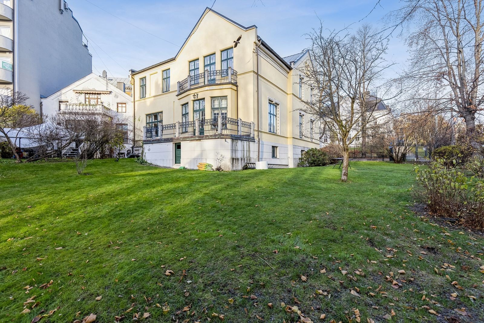 Deler av hagen kan disponeres etter avtale Galleribilde