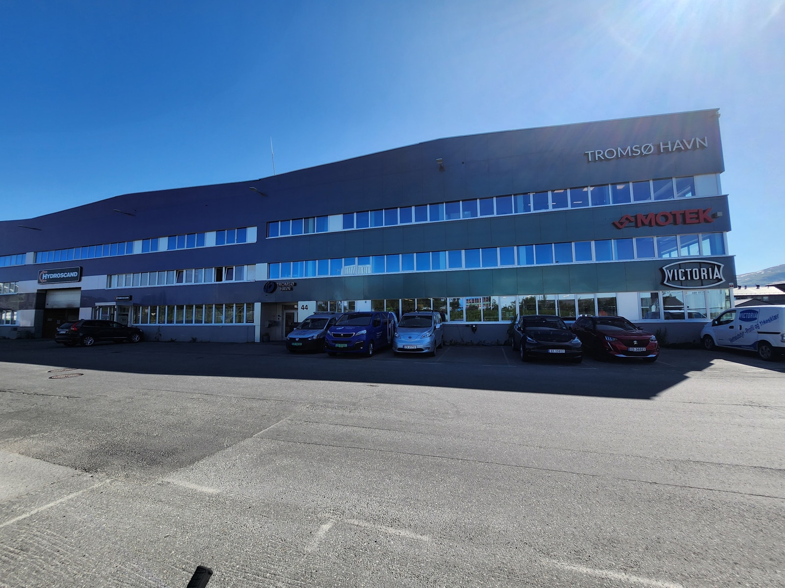 Fasade vest Galleribilde