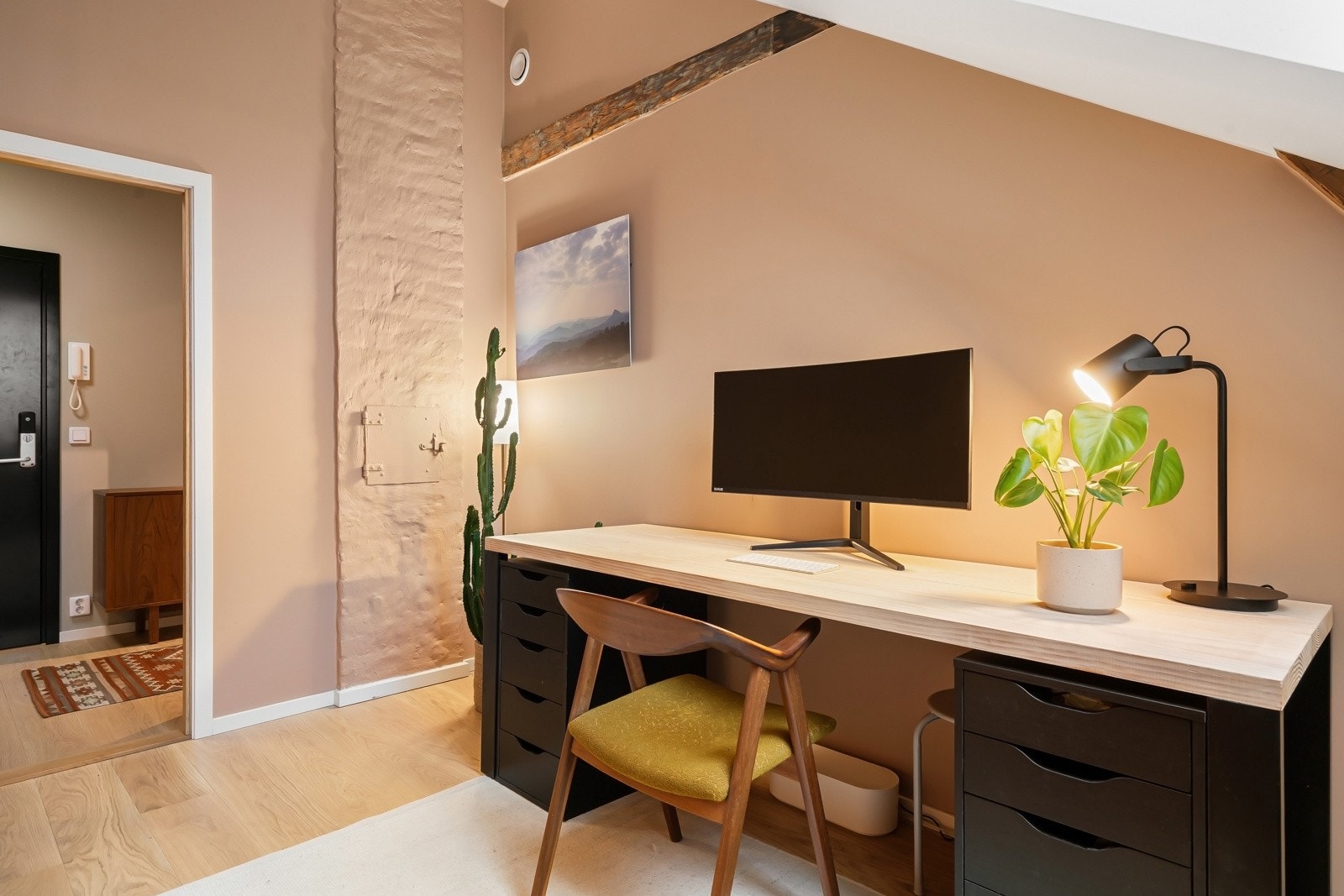 Mulighet for montering av peis/ildsted. Galleribilde