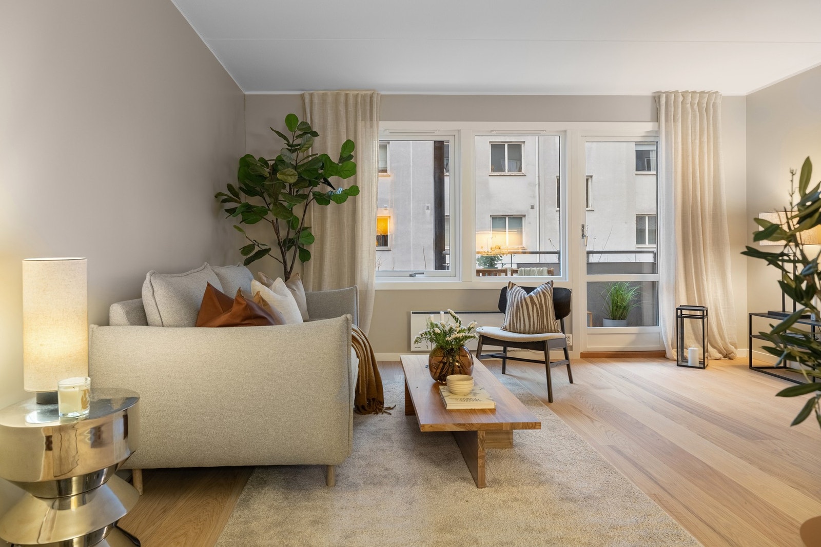 Stue med utgang til balkong på 4 kvm Galleribilde