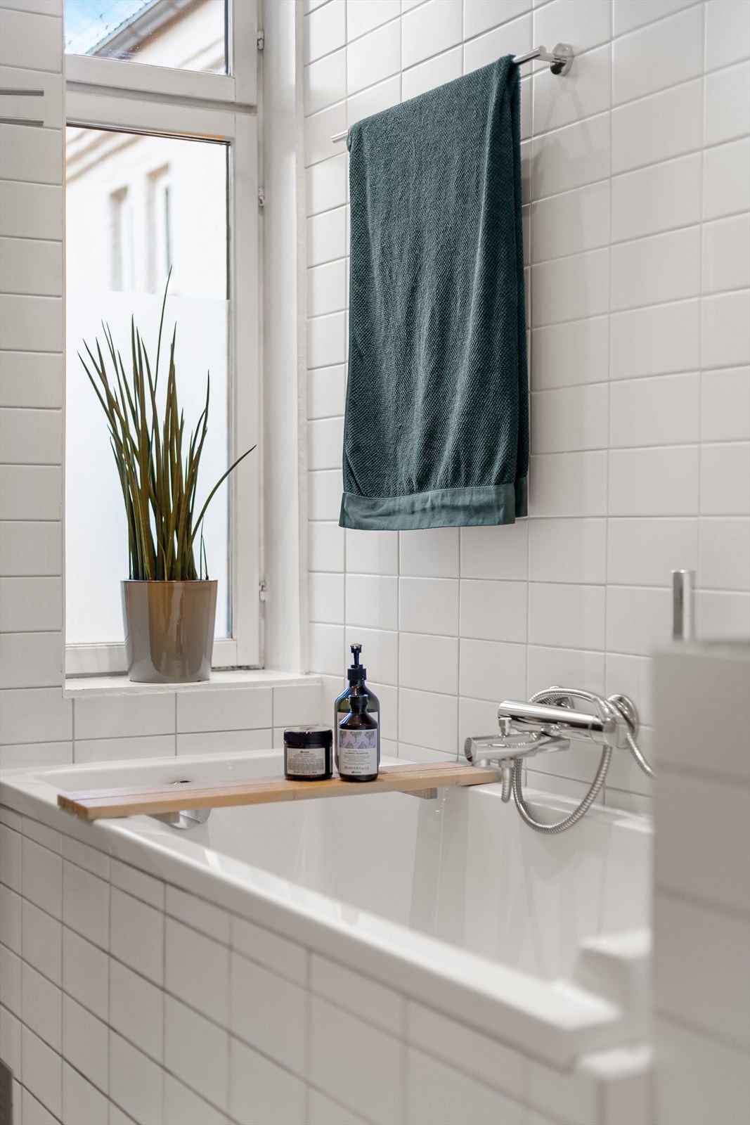 Her får du både dusj og badekar. Galleribilde