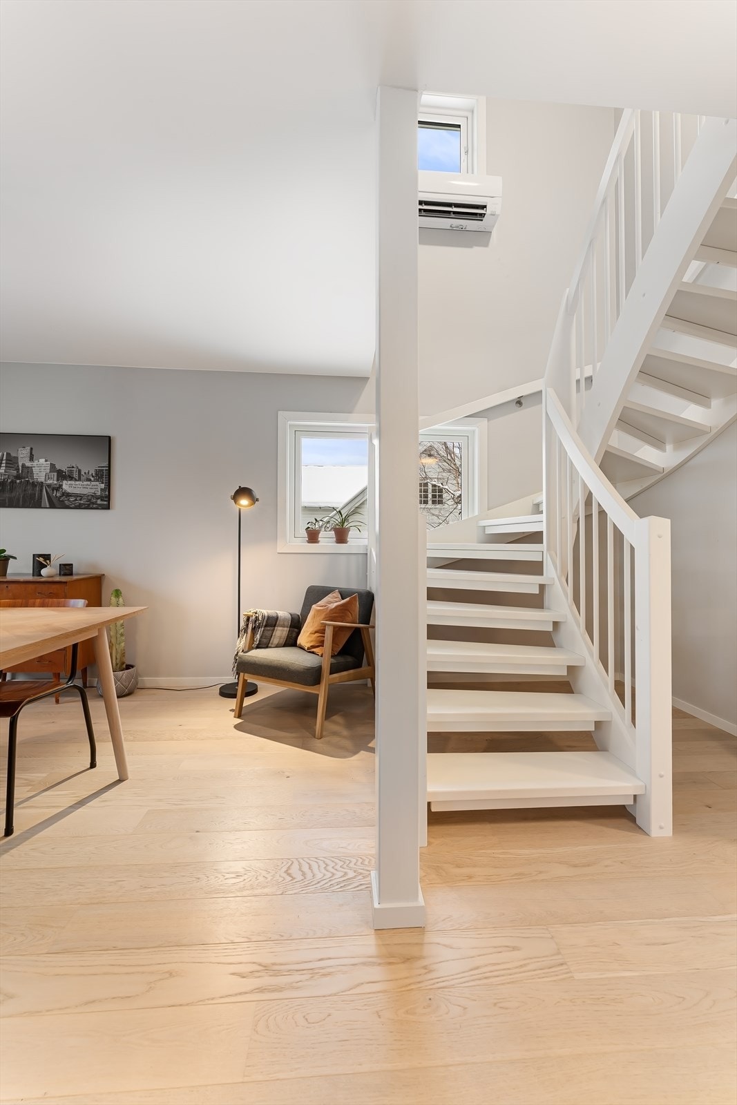 Opp til 2. etasje. Galleribilde