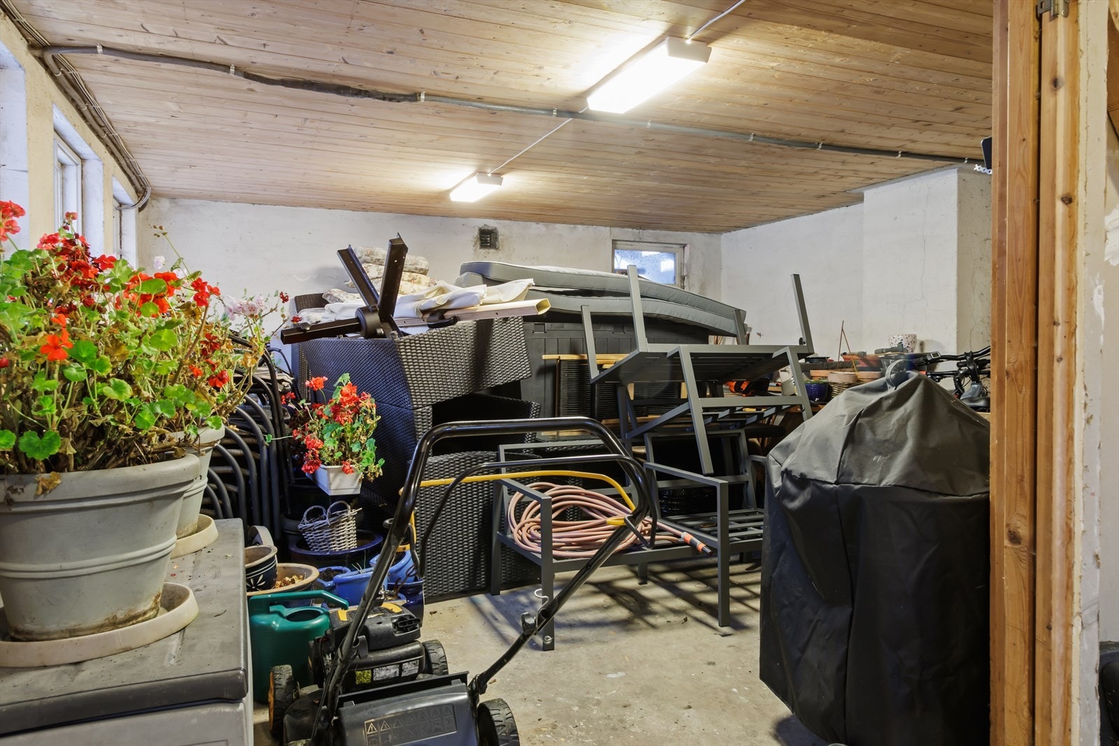 Kjelleren inneholde også en felles sykkelbod og ett stort felles lagringsrom. Galleribilde