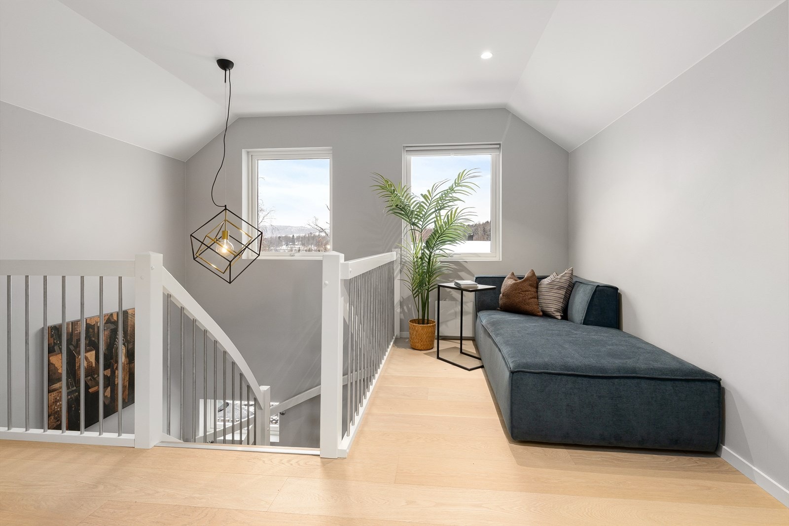 Plass til sitte gruppe. Galleribilde