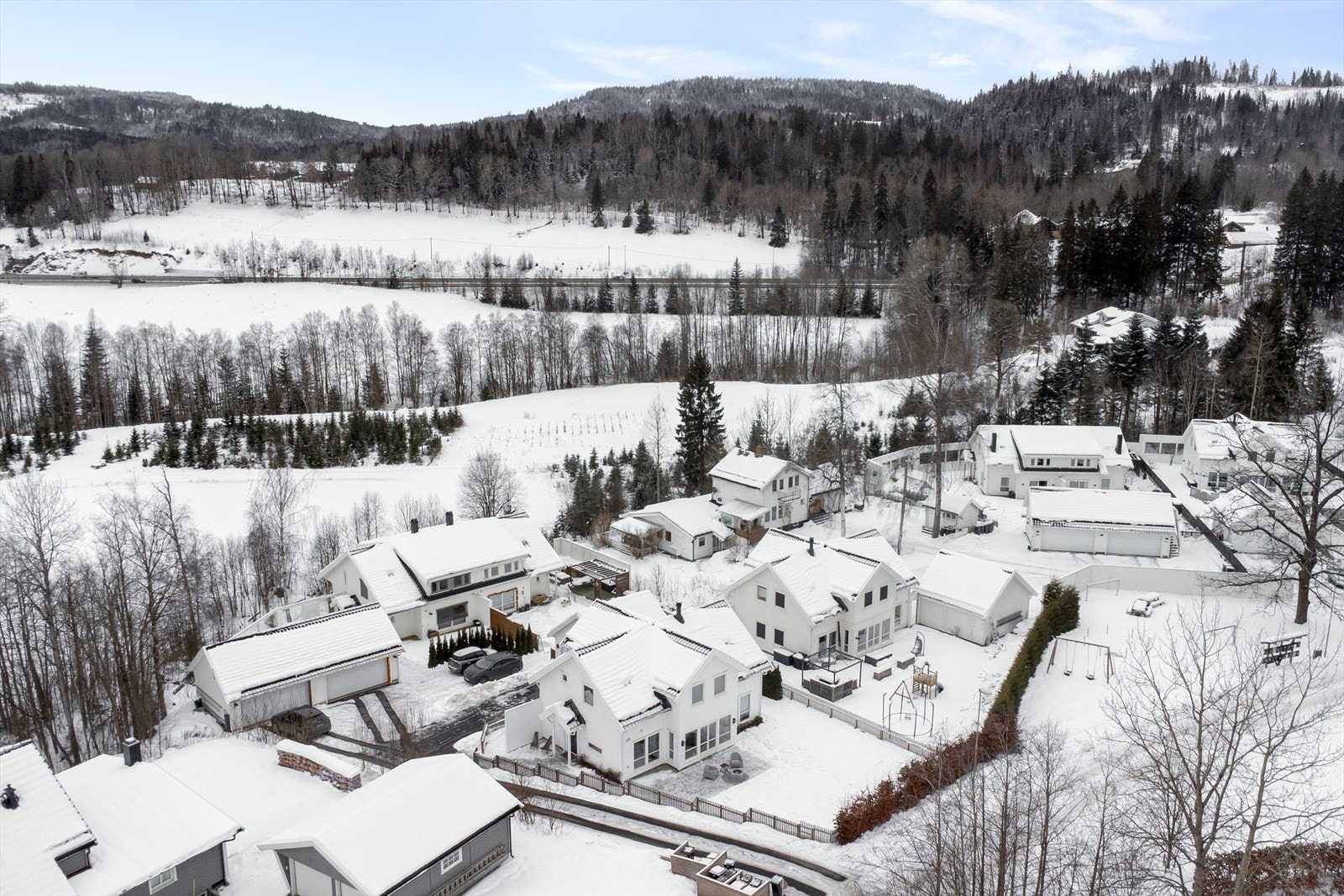 Felles lekeplass på området Galleribilde