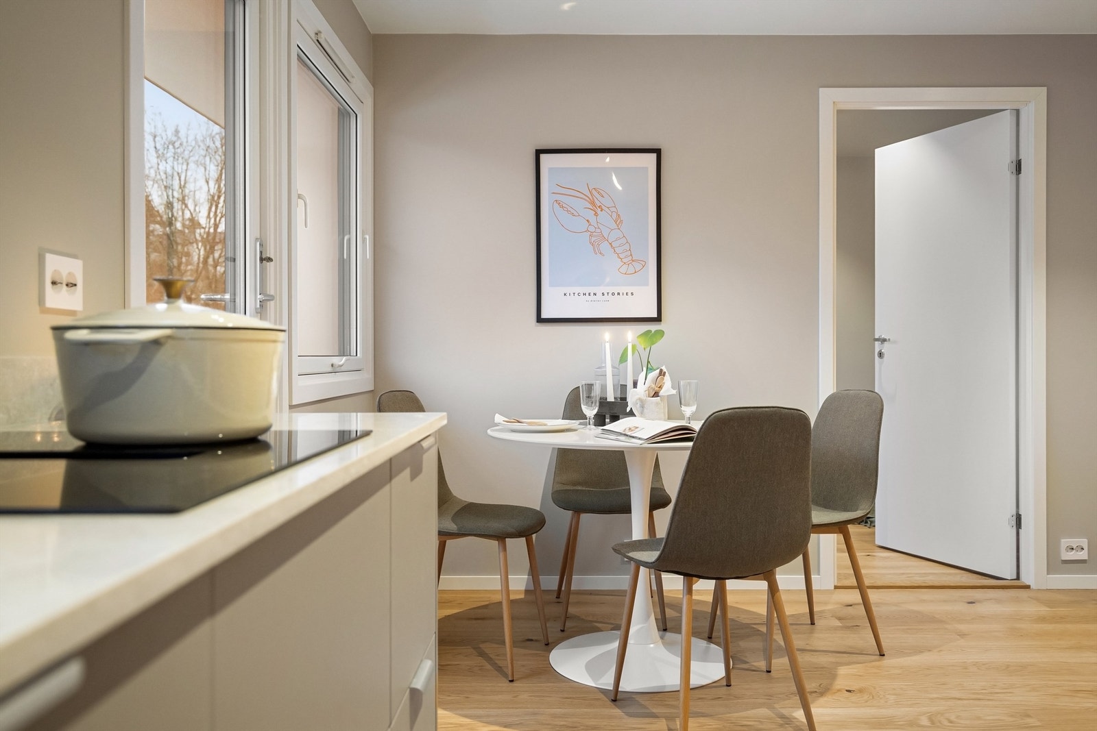 Planlimt induksjonstopp fra Ecotronic med integrert ventilator Galleribilde