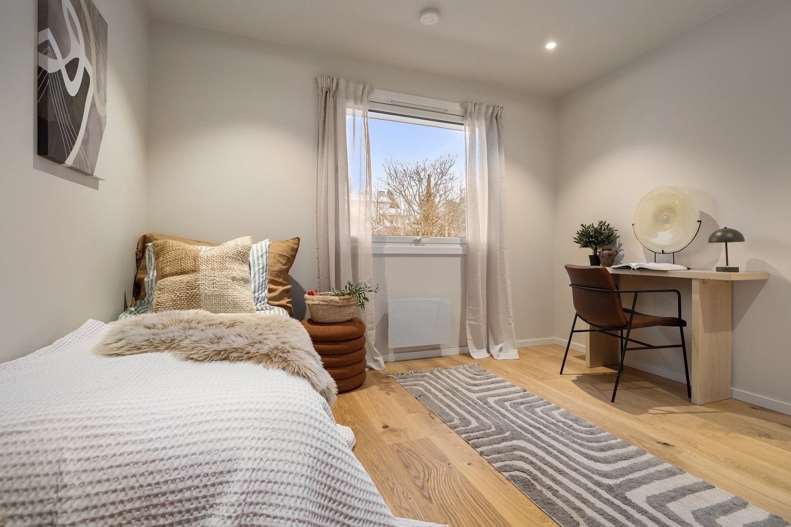 Vinduene slipper inn godt med dagslys Galleribilde