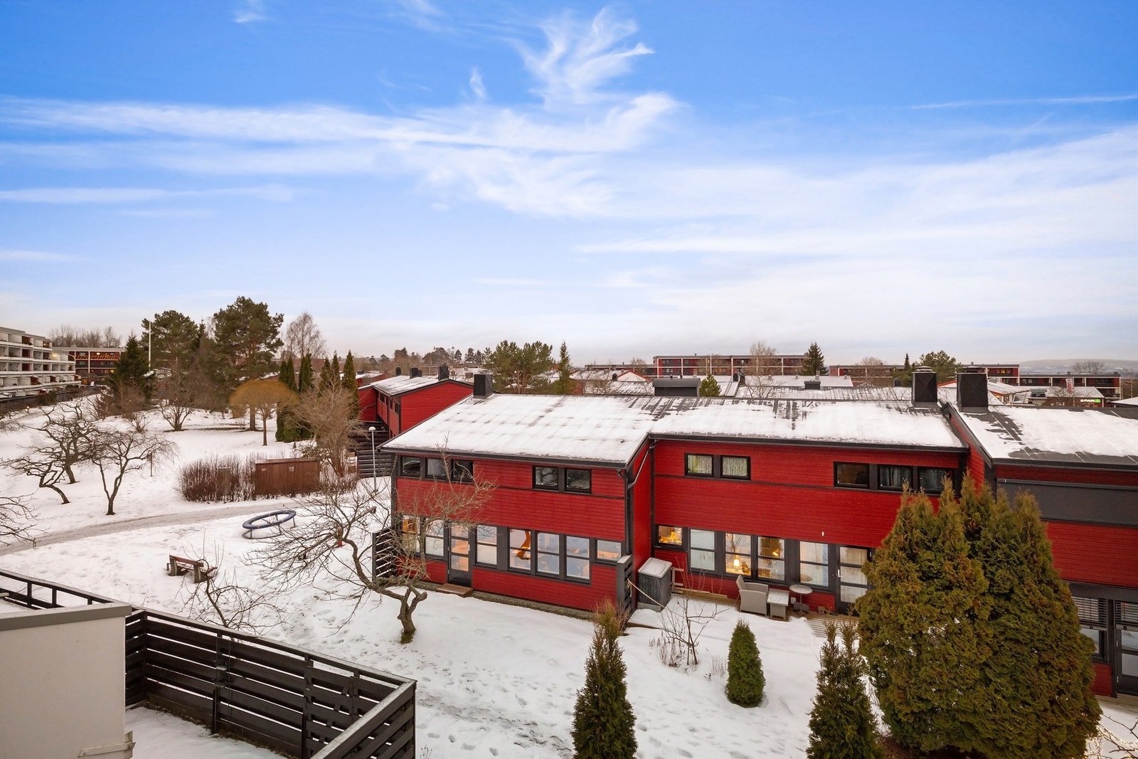 Terrassen byr og på en flott og luftig utsikt Galleribilde