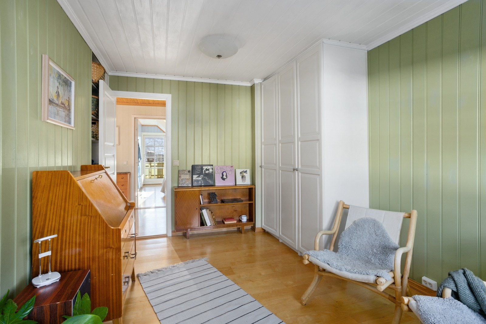 Det er montert inn garderobeskap i alle soverom Galleribilde