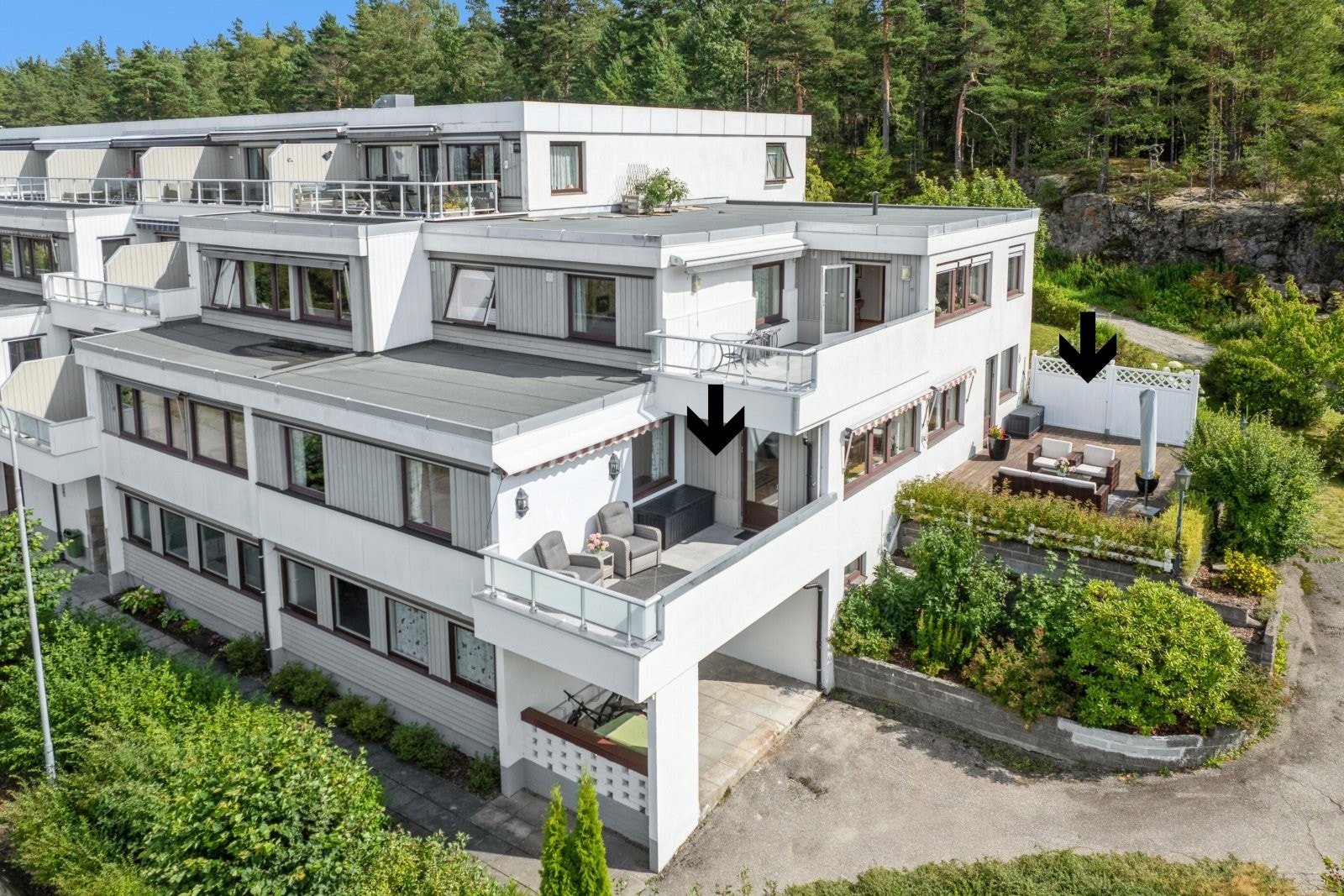 Svært attraktiv sydvestvendt hjørneleilighet med flotte uteplasser! Galleribilde