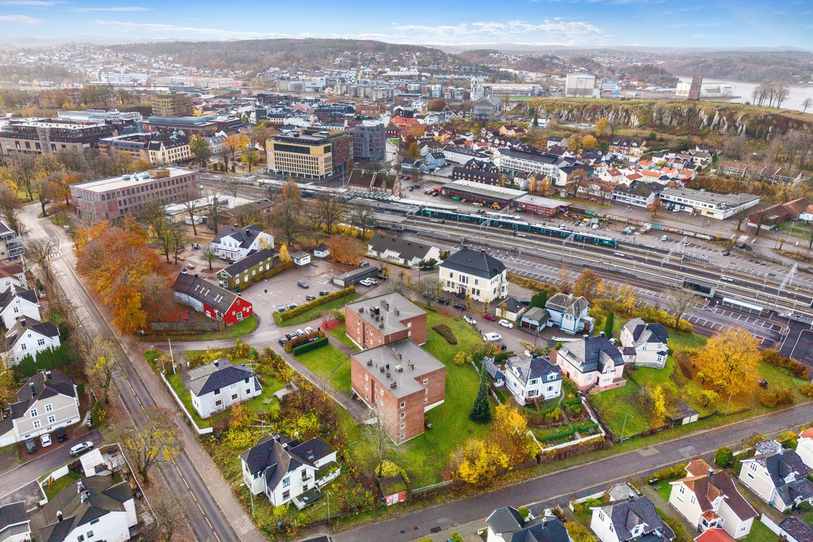 Leiligheten ligger tett på sentrum og togstasjonen - Perfekt for pendlere Galleribilde