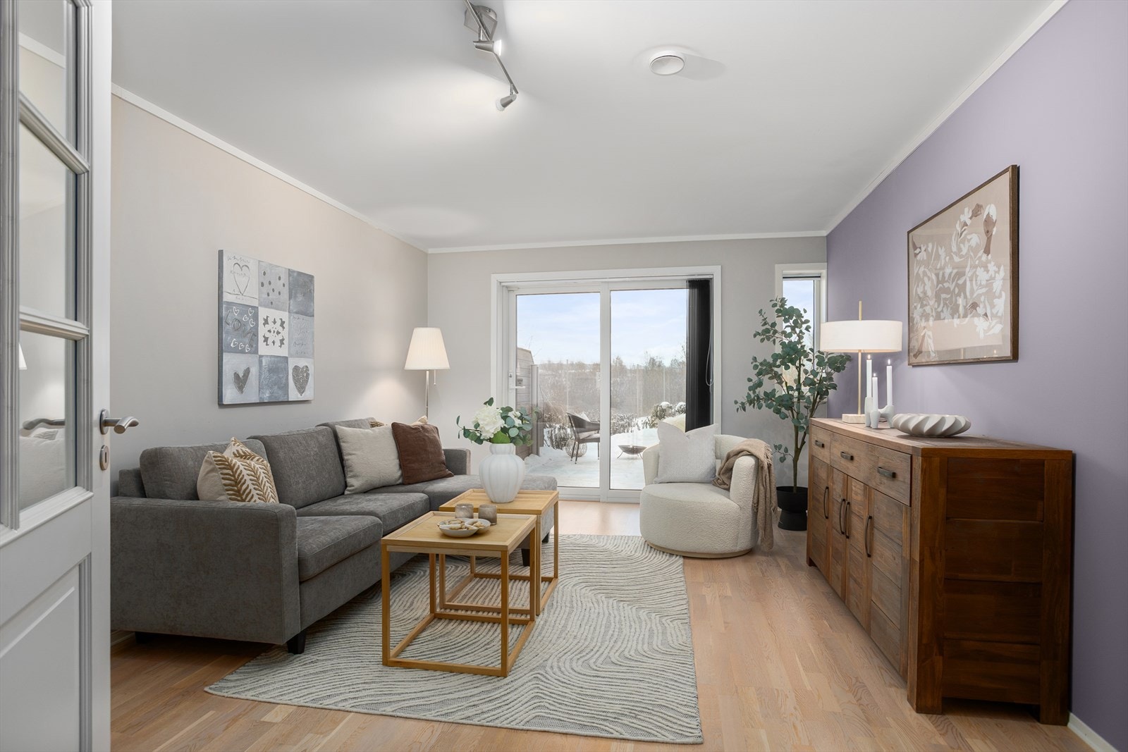 Flott stue som passer perfekt som en ekstra tv-stue Galleribilde