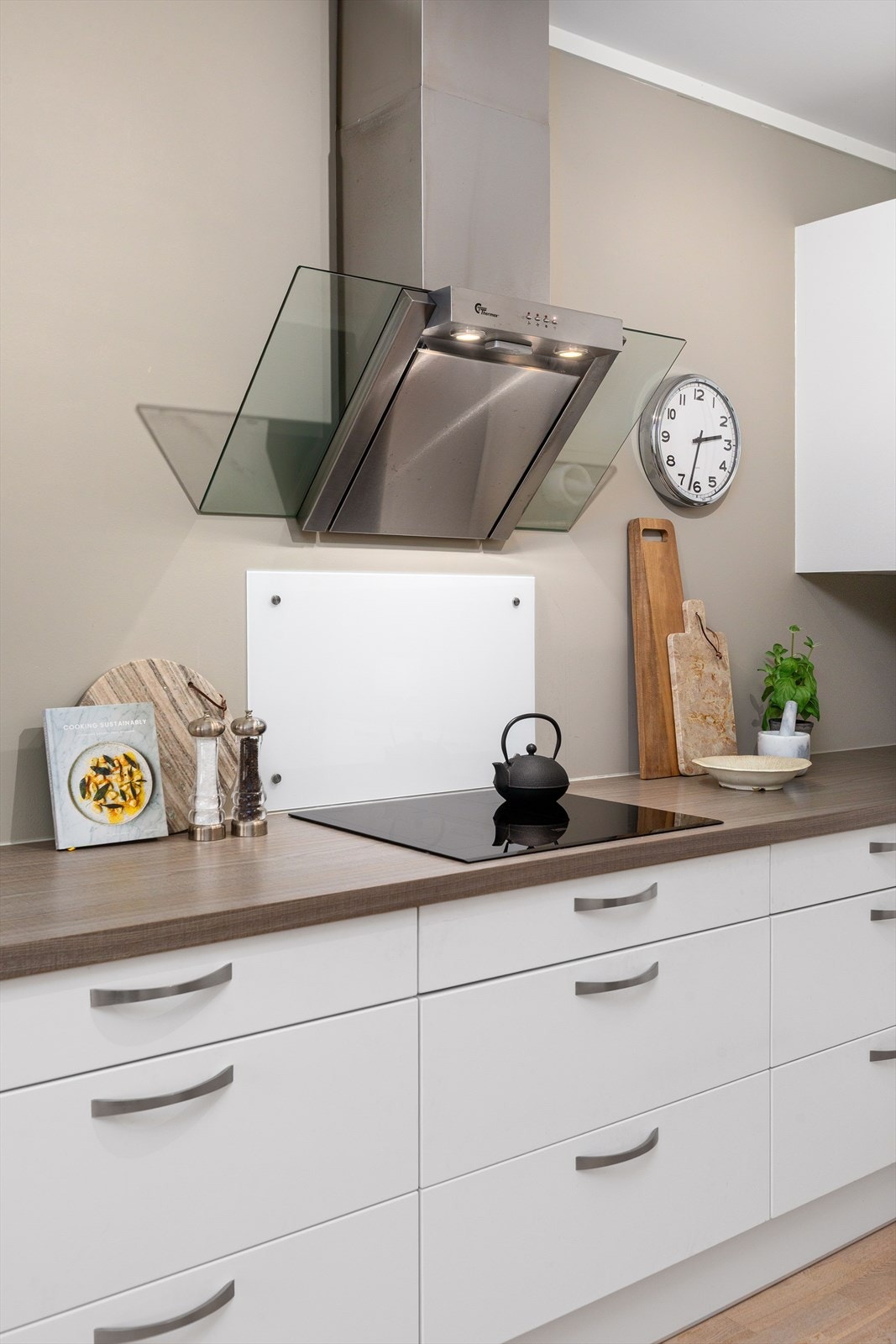 Komfyrvakt og waterguard er montert Galleribilde