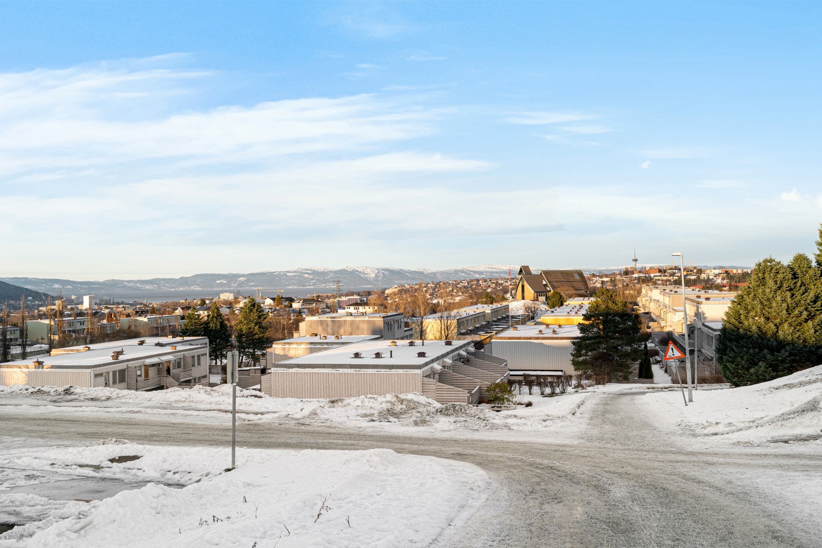 Risvollan Borettslag er norges største borettslag og karakteriseres som veldrevet. Galleribilde