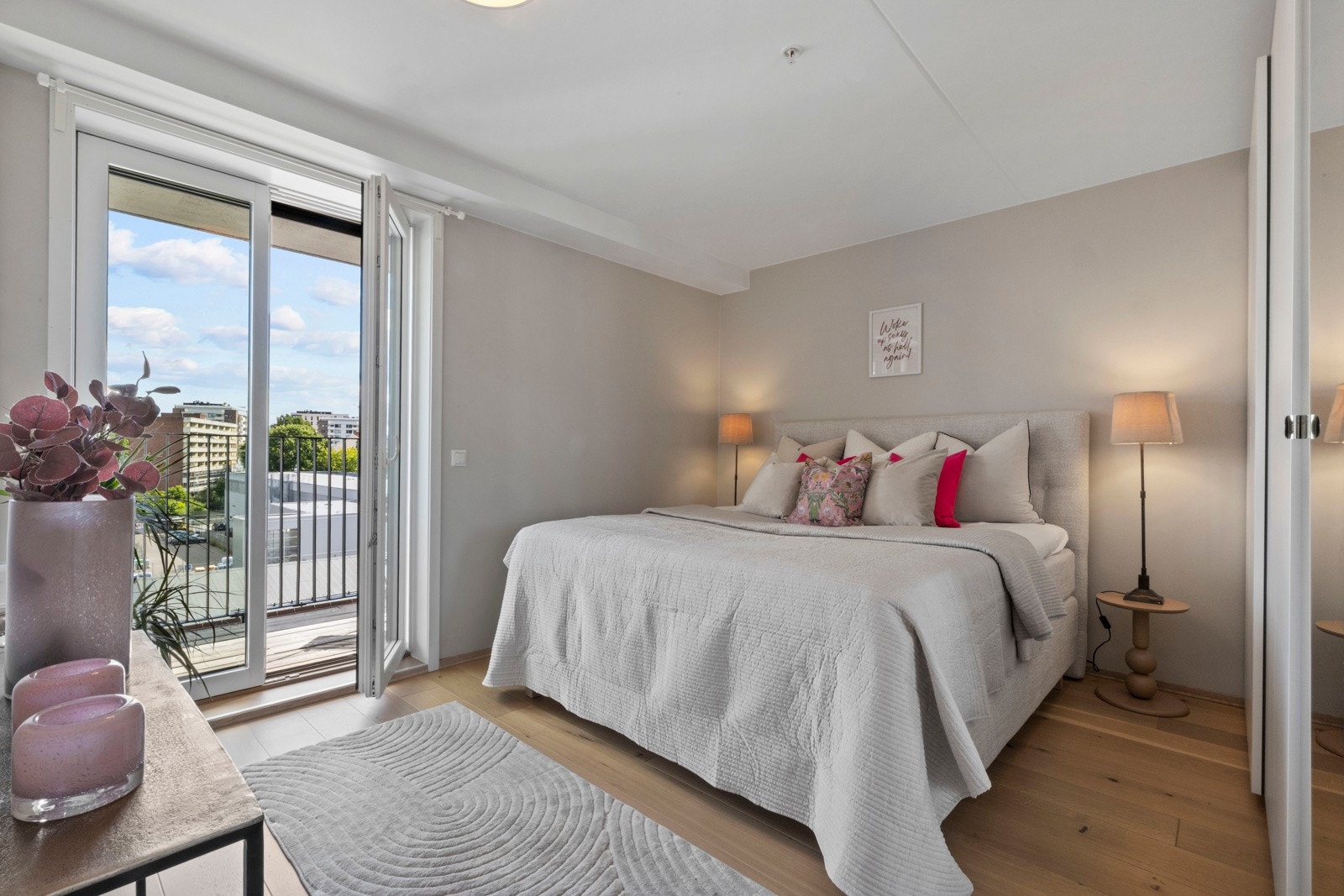 Leiligheten har to gode soverom. Galleribilde