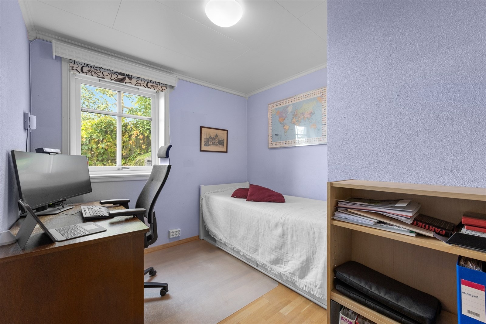 Det tredje soverommet passer ypperlig som barnerom, gjesterom eller kontor. Galleribilde