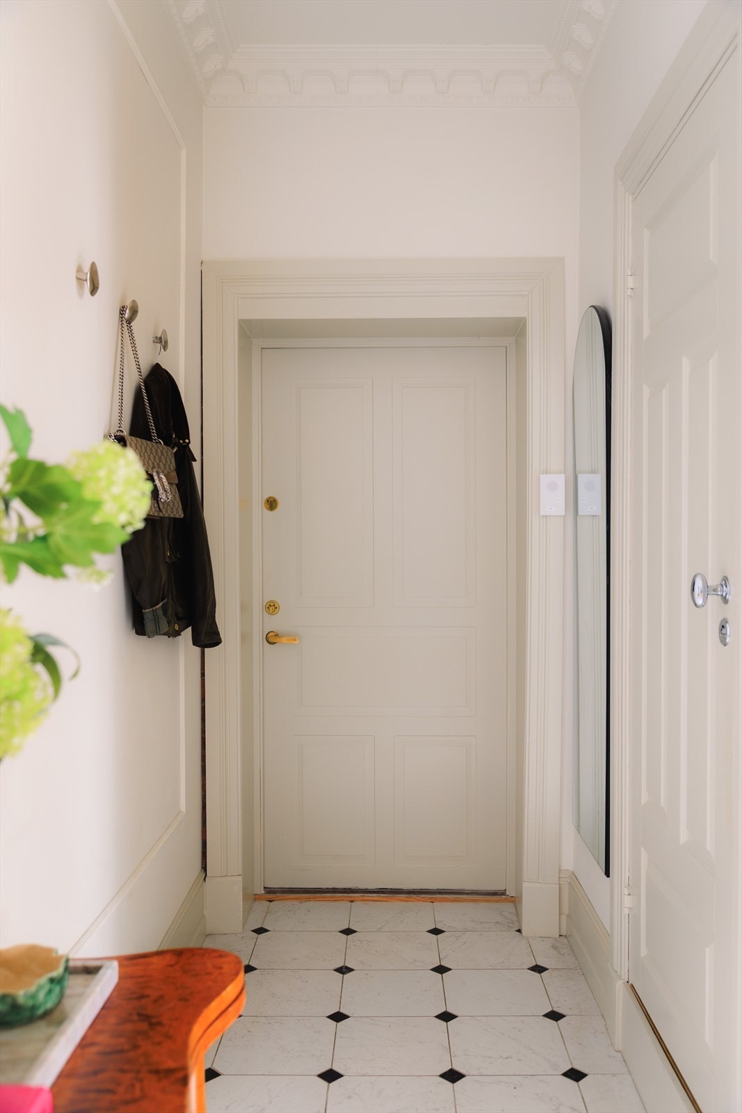 Hyggelig og svært innbydende inngangsparti. Galleribilde