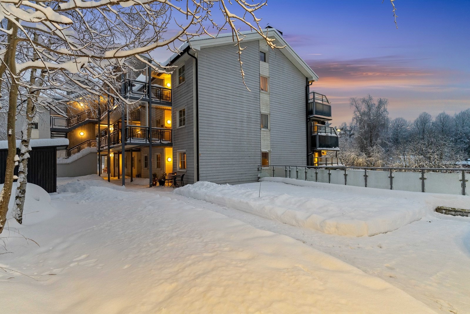 I 2025 ble det i regi av borettslaget gjennomført omfattende arbeider på fasaden, inkludert etterisolering, ny taktekking og oppbygging av nye uteplasser. Galleribilde