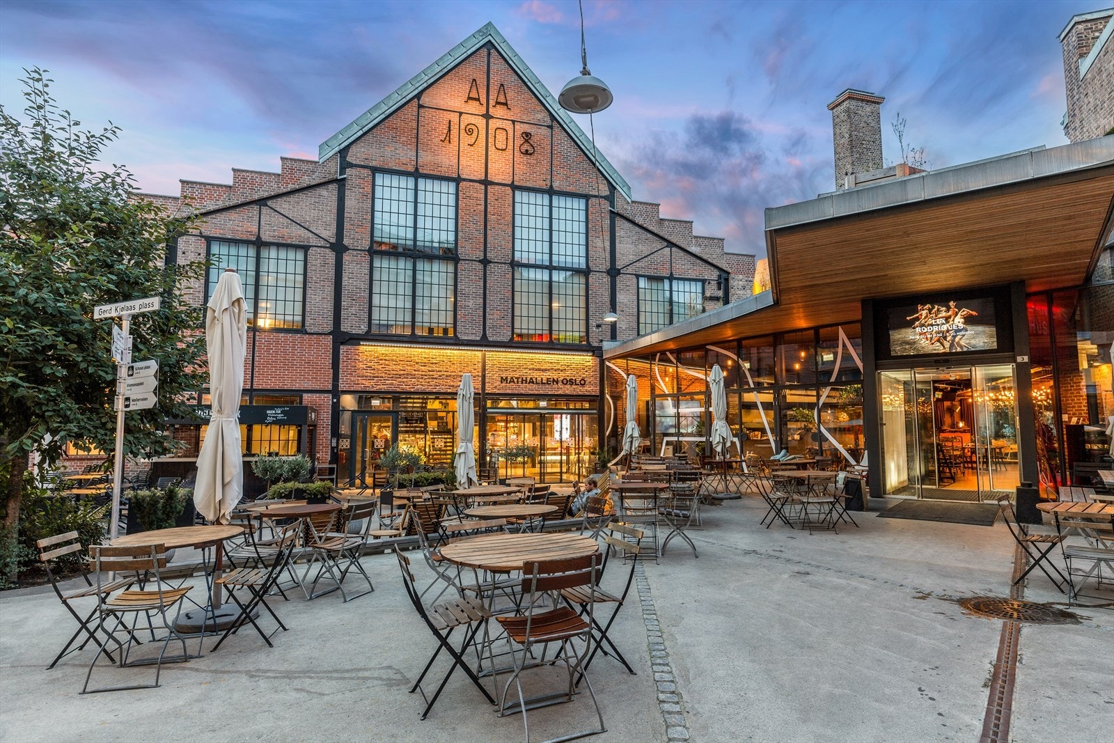 Like i nærheten finner du blant annet flere spennende spisesteder og delikatesseforretninger på Mathallen Galleribilde