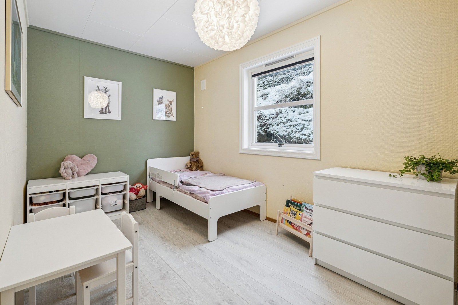 Soverom 2 brukes i dag som barnerom Galleribilde